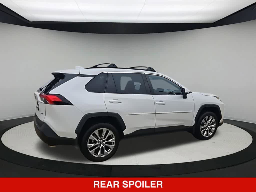 Used 2021 Toyota RAV4 XLE Premium FWD image 8