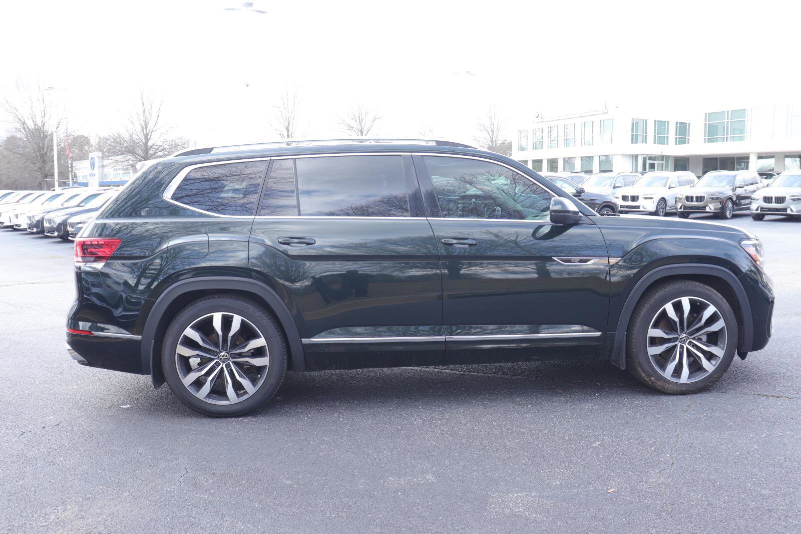 Used 2021 Volkswagen Atlas SEL Premium AWD/4WD image 9