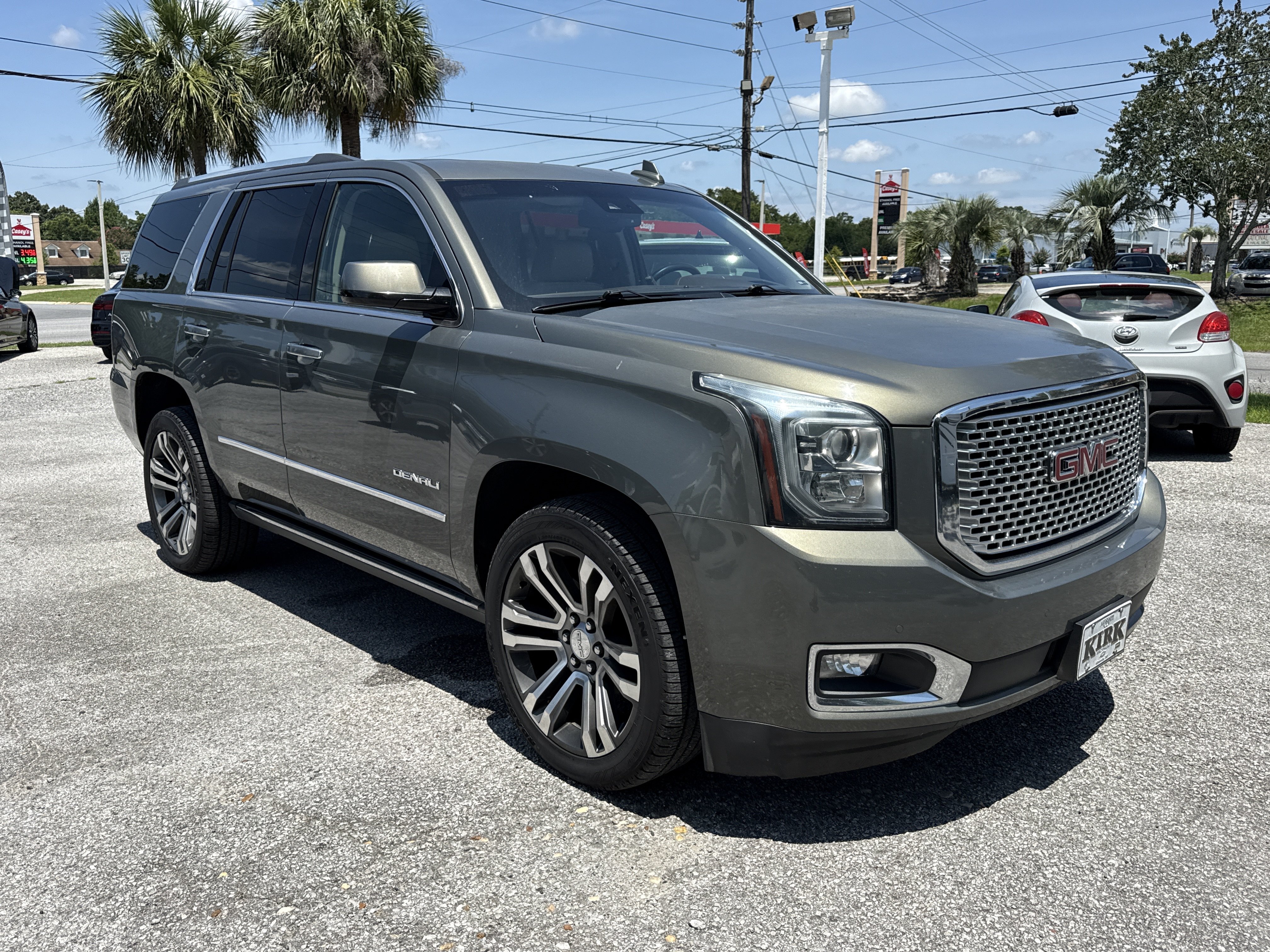 Used 2017 GMC Yukon Denali w/ Open Road Package RWD image 7