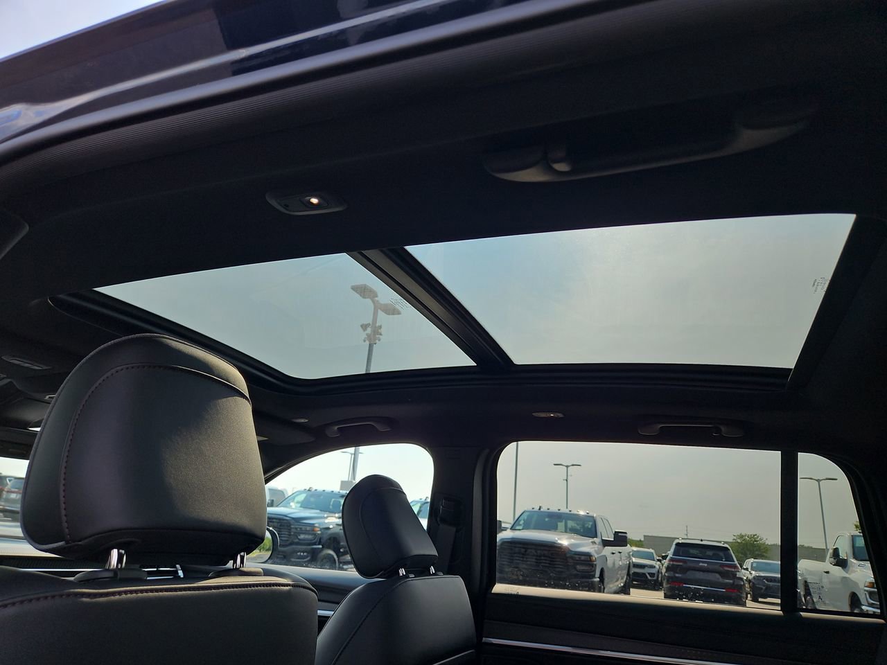 New 2025 Jeep Wagoneer S Limited image 18