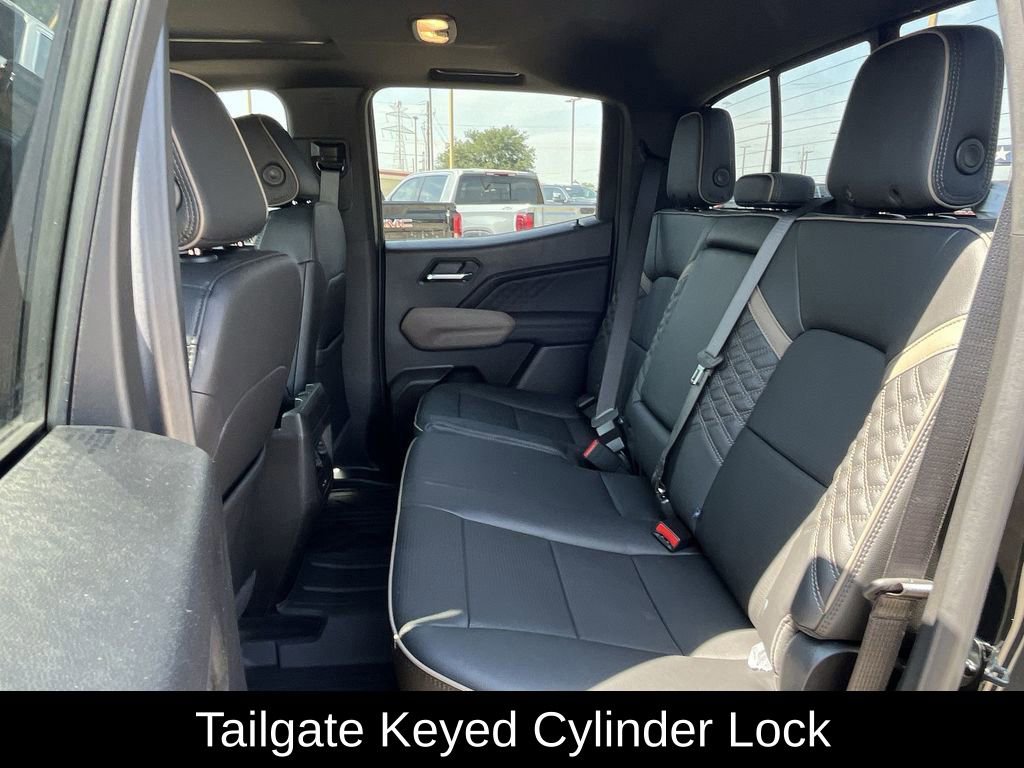 New 2026 GMC Canyon Denali w/ LPO, Denali Black Edition image 31