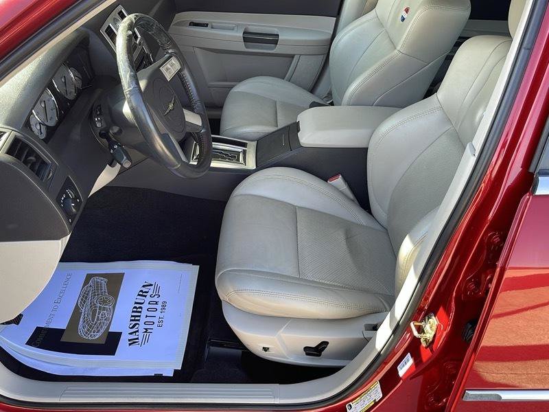 Used 2006 Chrysler 300 C RWD image 23