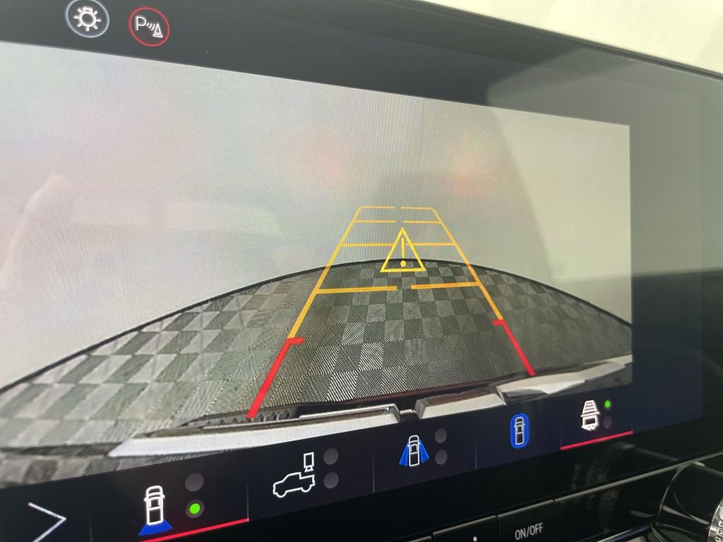 New 2026 GMC Canyon Elevation w/ Convenience Package image 15