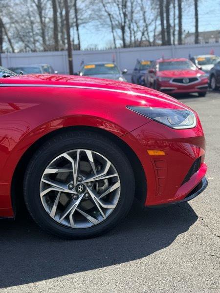 Used 2021 Hyundai Sonata SEL w/ Preferred Accessory Package image 4