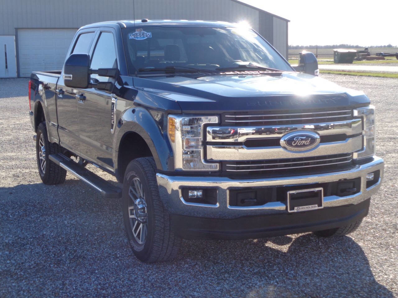 Used 2017 Ford F250 Lariat w/ Lariat Value Package AWD/4WD image 5