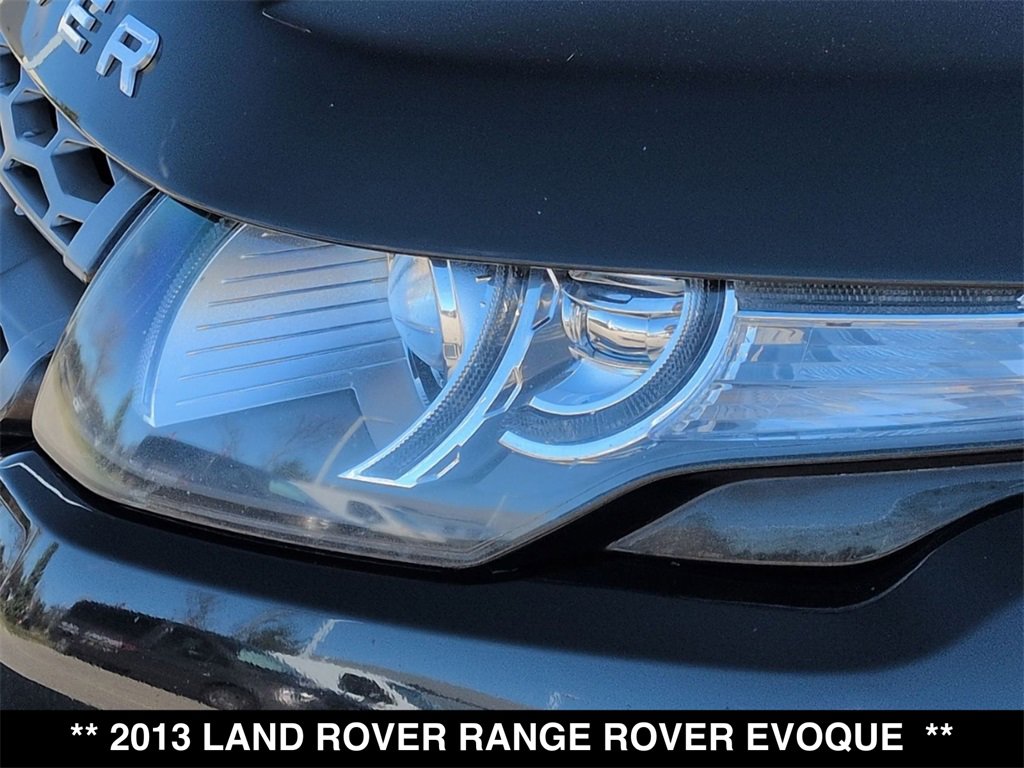 Used 2013 Land Rover Range Rover Evoque Pure Premium image 18