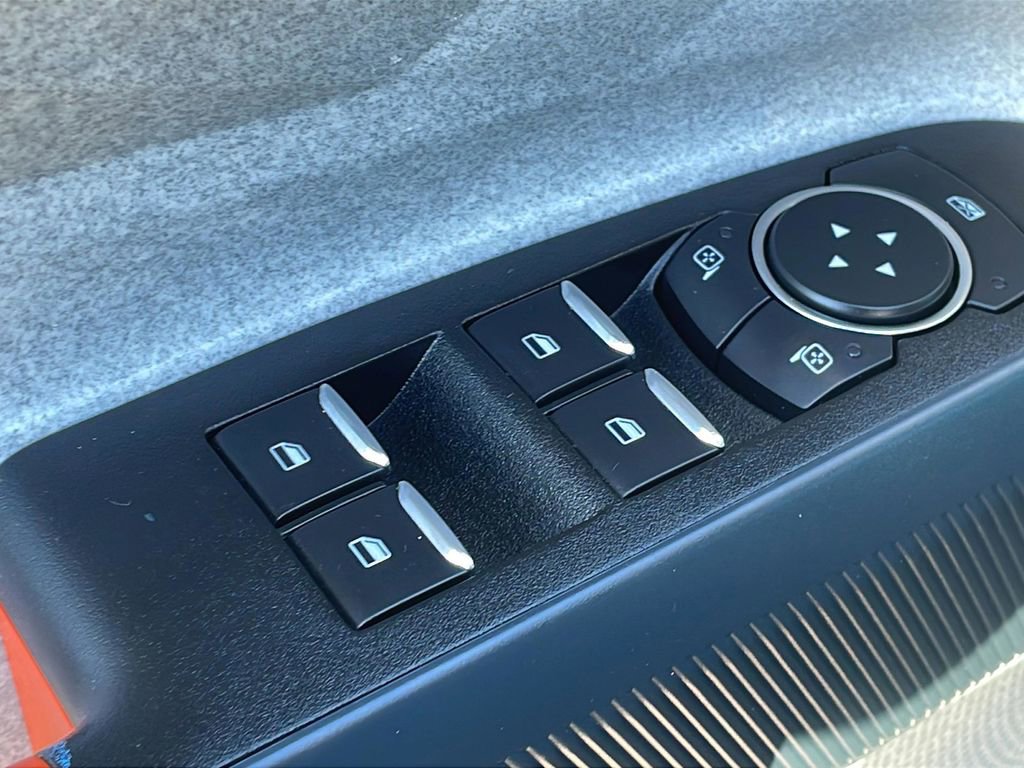 Used 2022 Ford Maverick XLT image 25