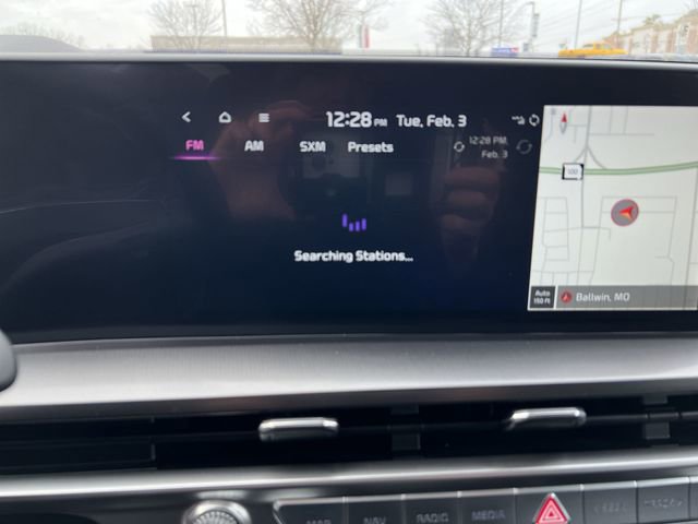 Used 2024 Kia Telluride S w/ S Sunroof Package image 14