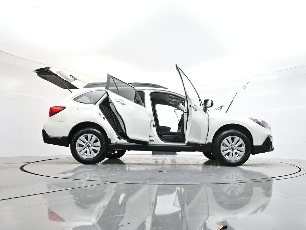 Used 2019 Subaru Outback 2.5i Premium image 43