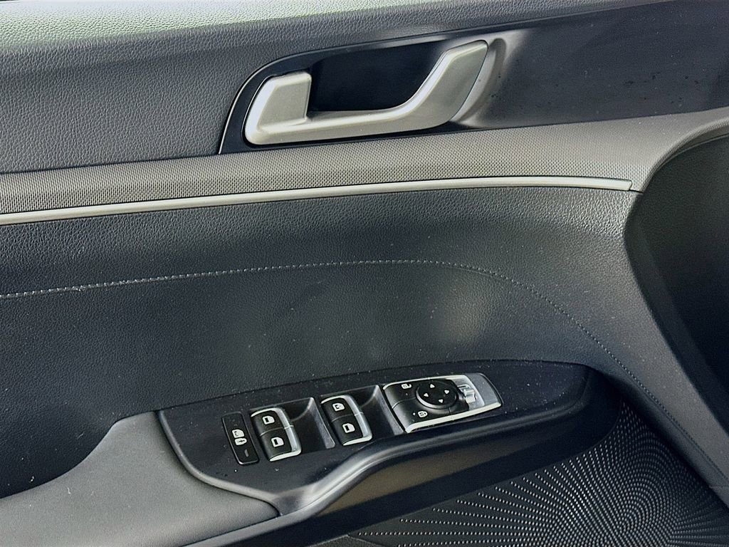Certified 2025 Kia K5 LXS FWD image 18