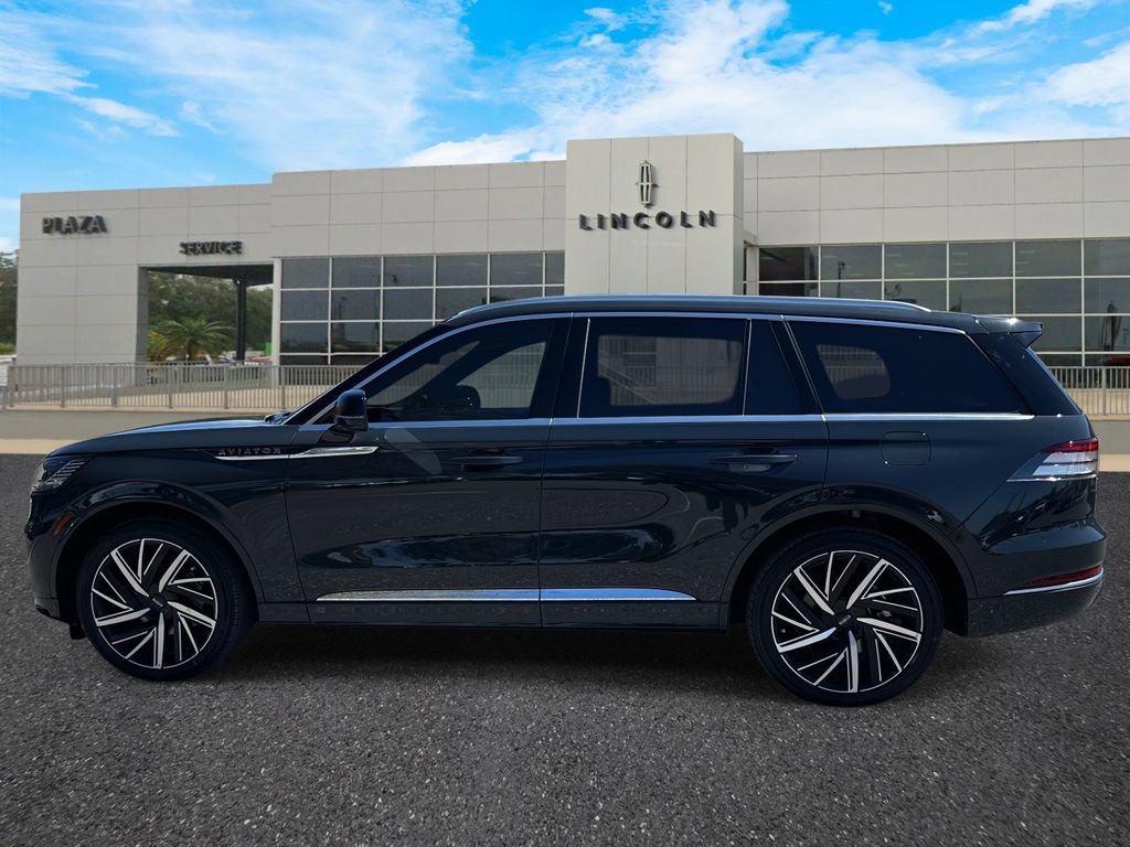 New 2025 Lincoln Aviator Black Label image 6