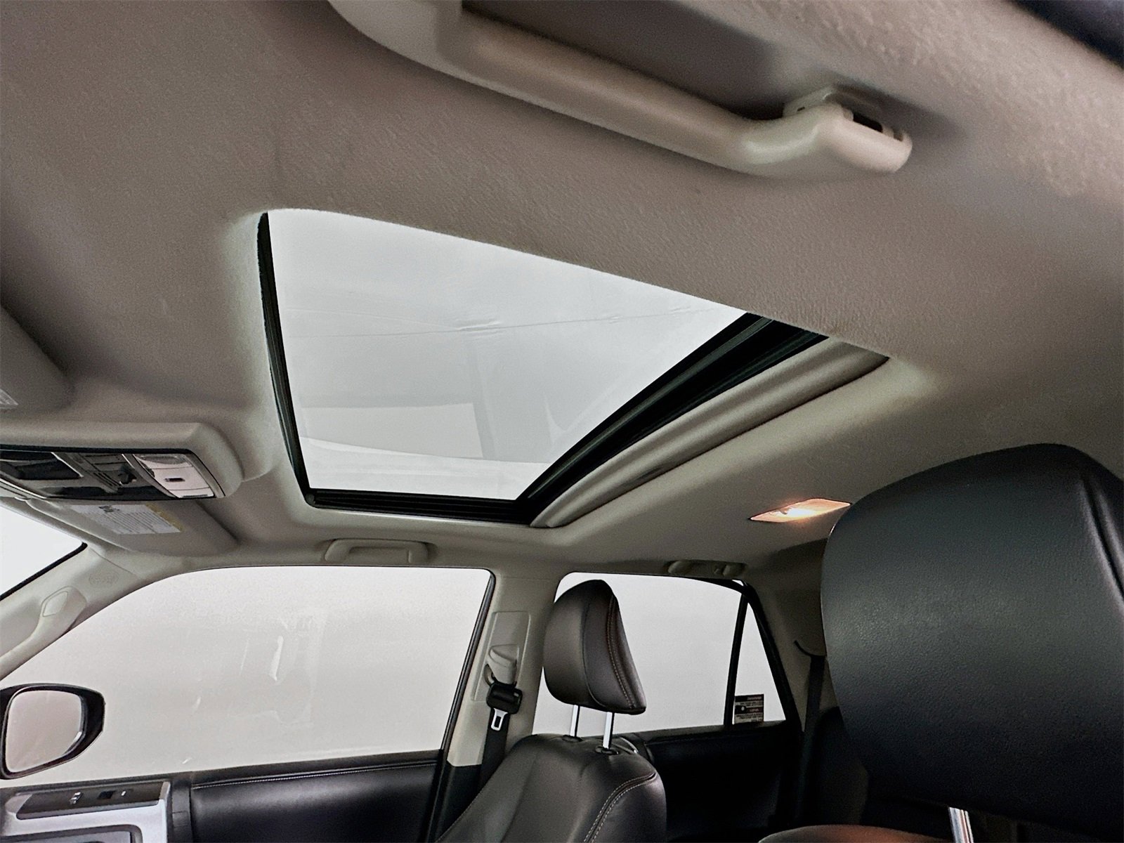 Used 2016 Toyota 4Runner Limited image 21