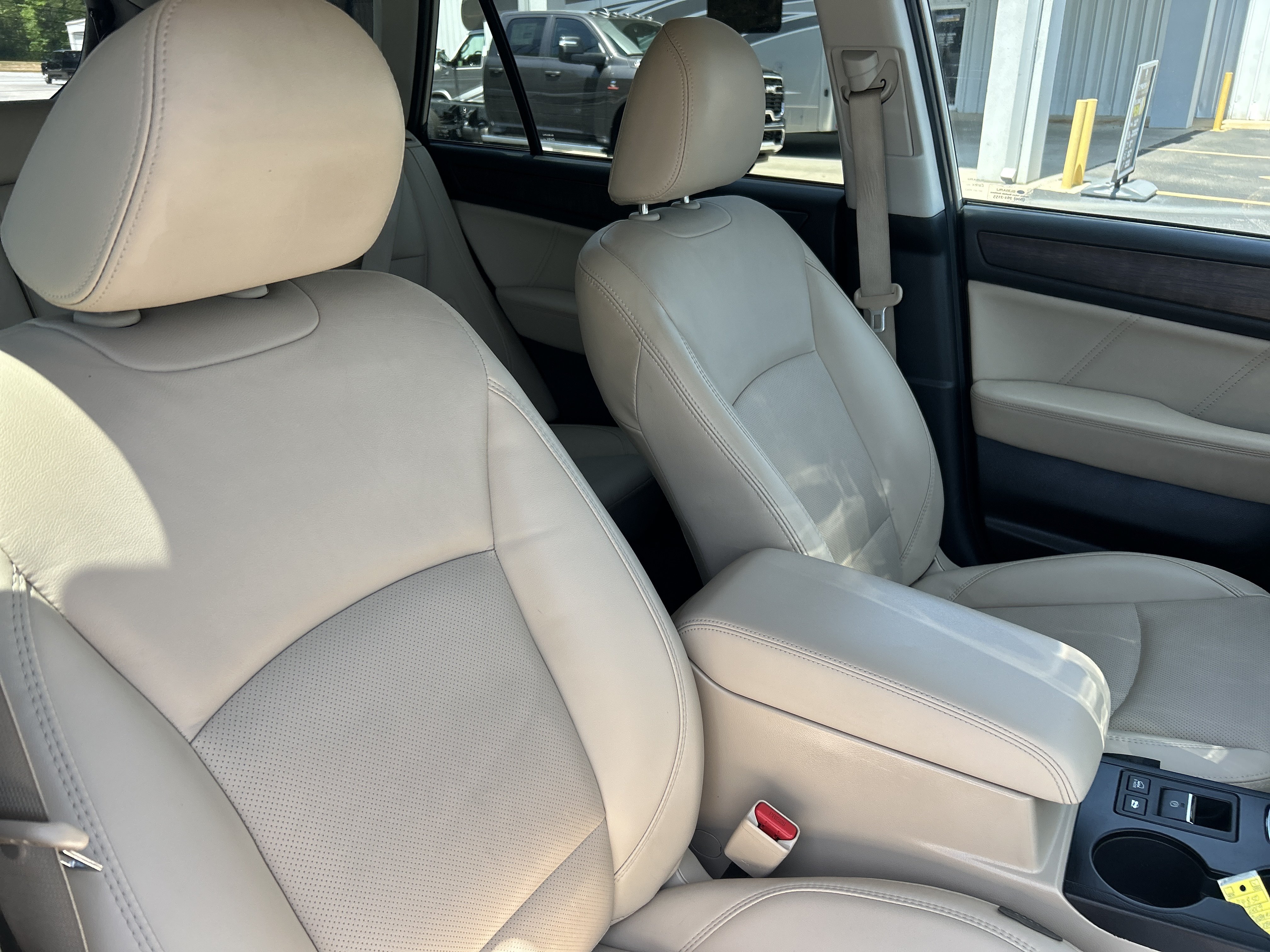 Used 2019 Subaru Outback 2.5i Limited AWD/4WD image 55