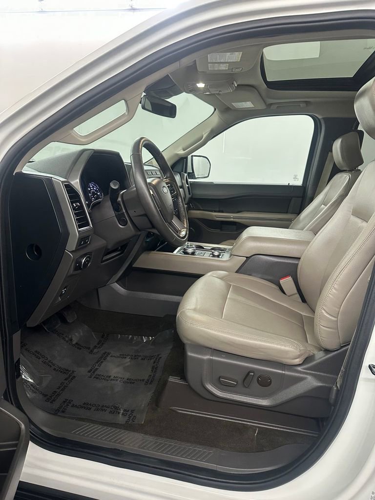 Used 2020 Ford Expedition XLT w/ Equipment Group 202A image 11