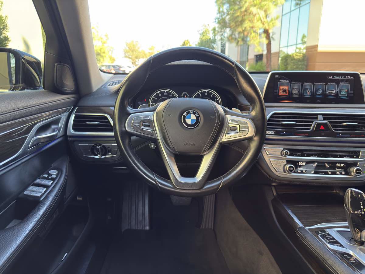 Used 2016 BMW 740i image 24