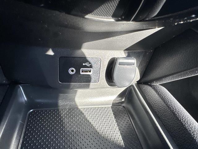 Used 2022 Nissan Rogue Sport S image 17