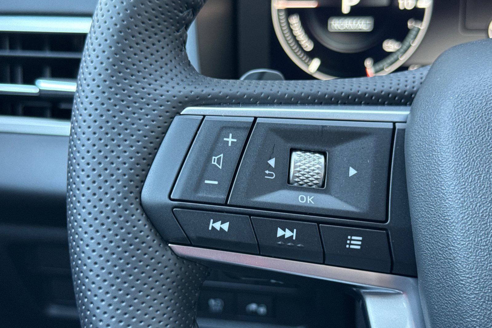 New 2026 Nissan Rogue SL AWD/4WD image 29