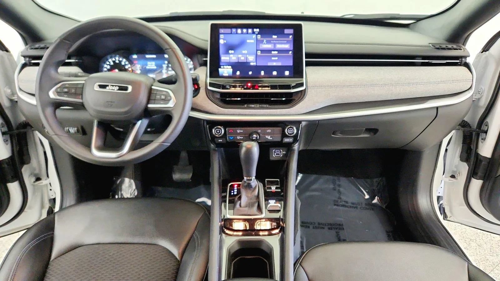 Used 2024 Jeep Compass Latitude AWD/4WD image 26