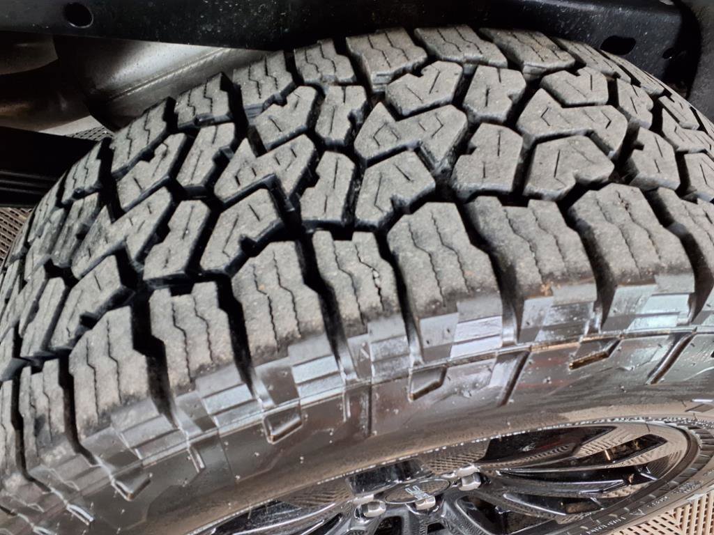 Used 2022 GMC Canyon Elevation image 9