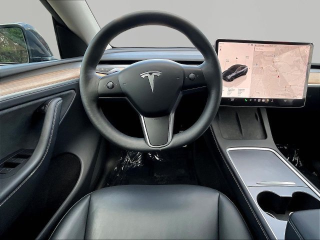 Used 2024 Tesla Model Y Performance AWD/4WD image 10
