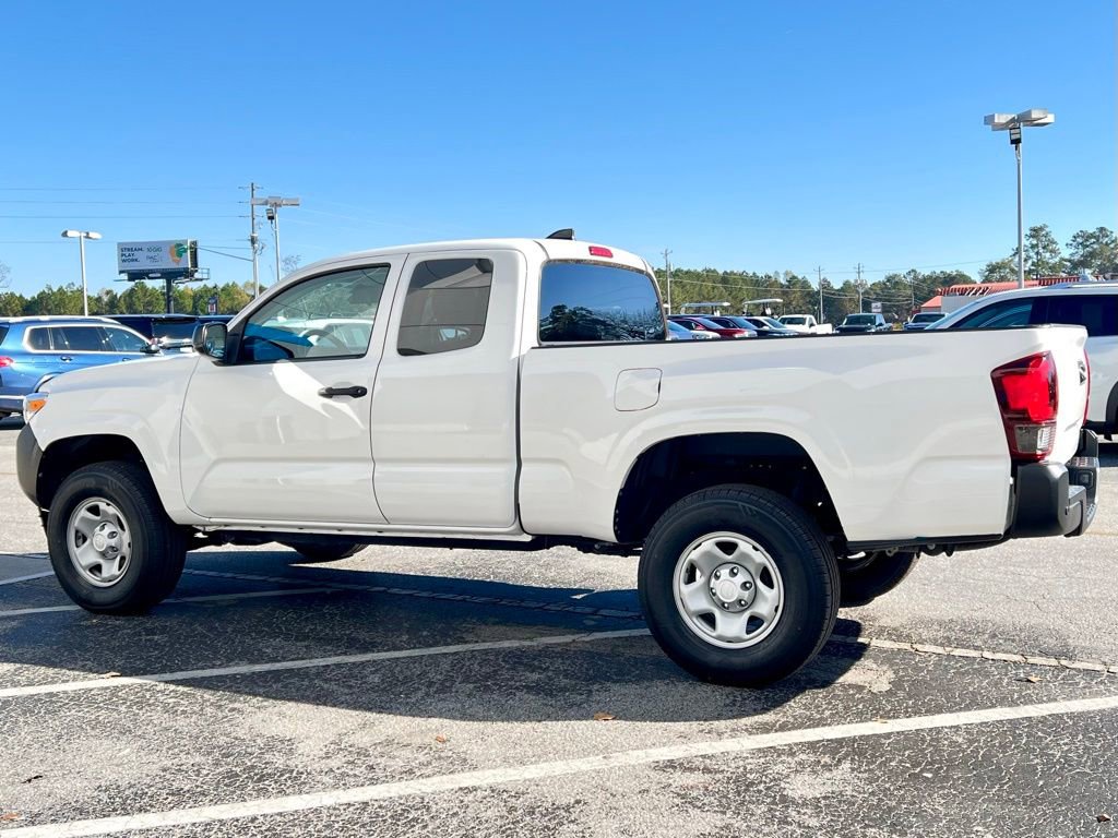 Used 2021 Toyota Tacoma SR image 7