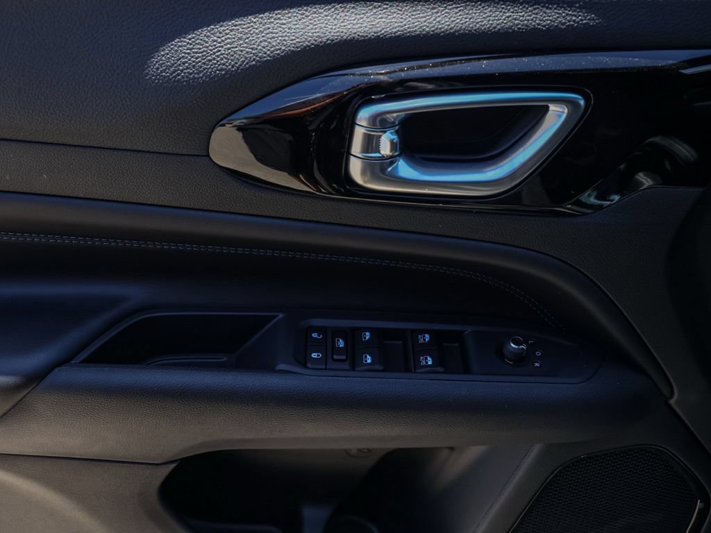 New 2026 Jeep Compass Latitude AWD/4WD image 24