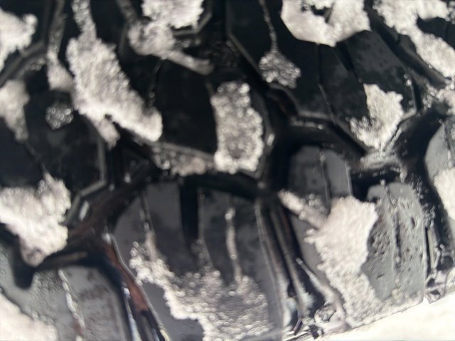 Used 2013 Chevrolet Avalanche LT image 5