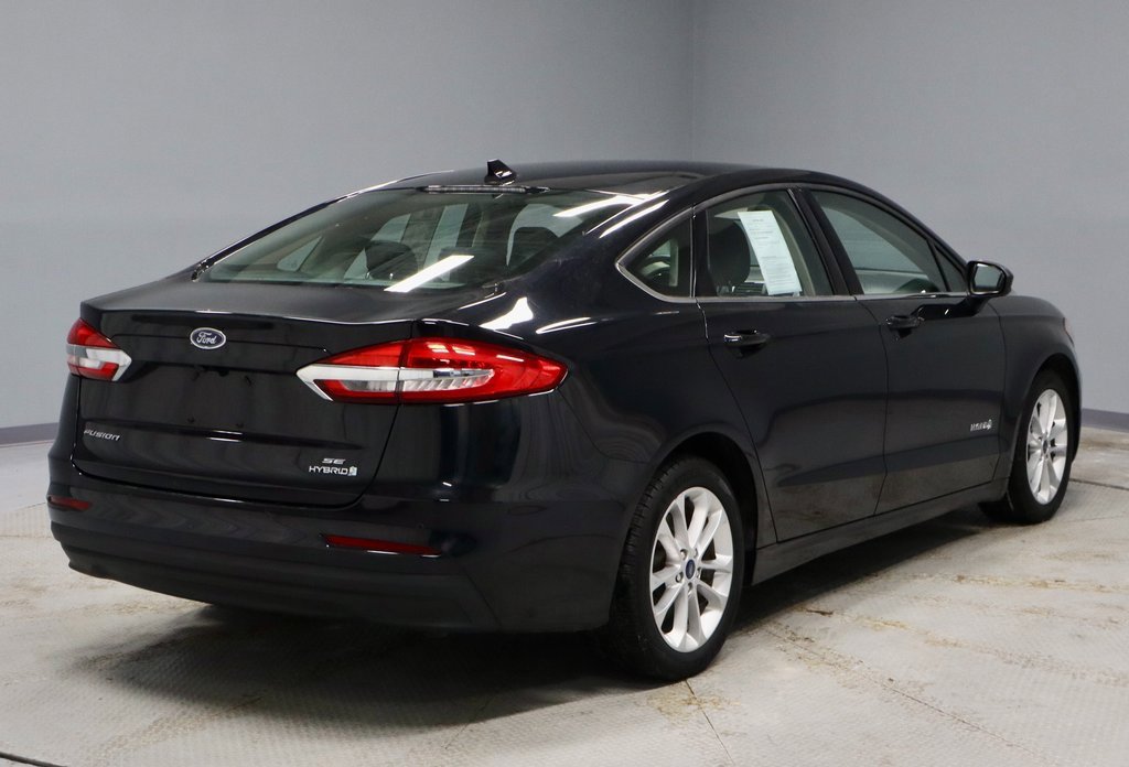 Certified 2019 Ford Fusion SE image 9