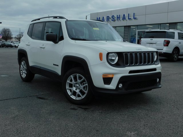 Used 2023 Jeep Renegade Latitude w/ Premium Group image 2