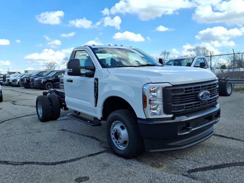 New 2026 Ford F350 XL AWD/4WD video 3