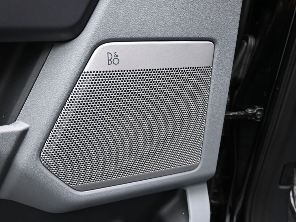 New 2025 Ford F150 XLT w/ Equipment Group 303A High image 11