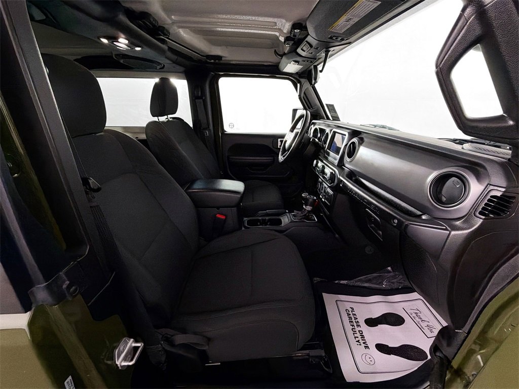 Used 2022 Jeep Wrangler Willys image 27