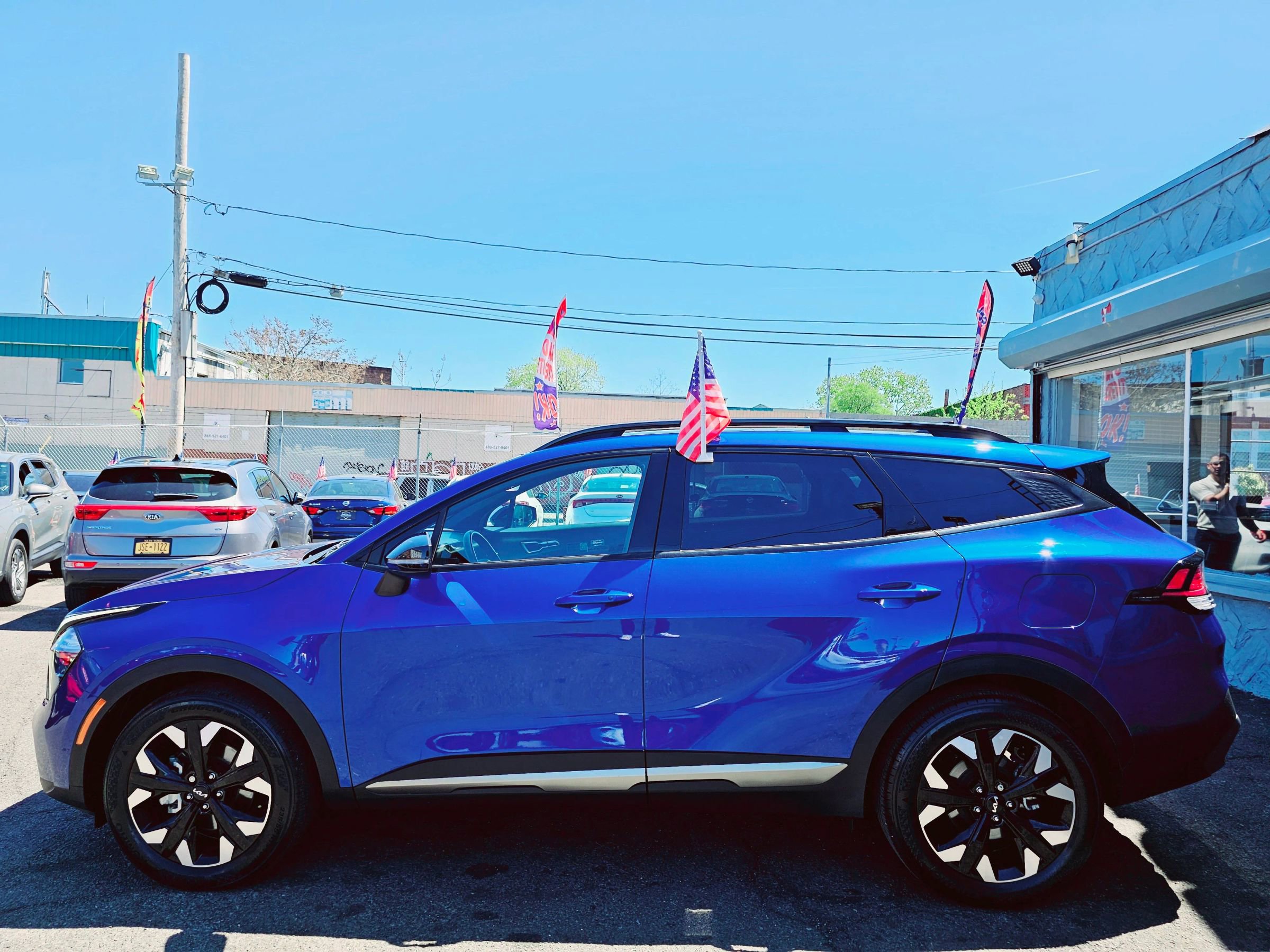 Used 2023 Kia Sportage X-Line w/ X-Line Premium Package image 2