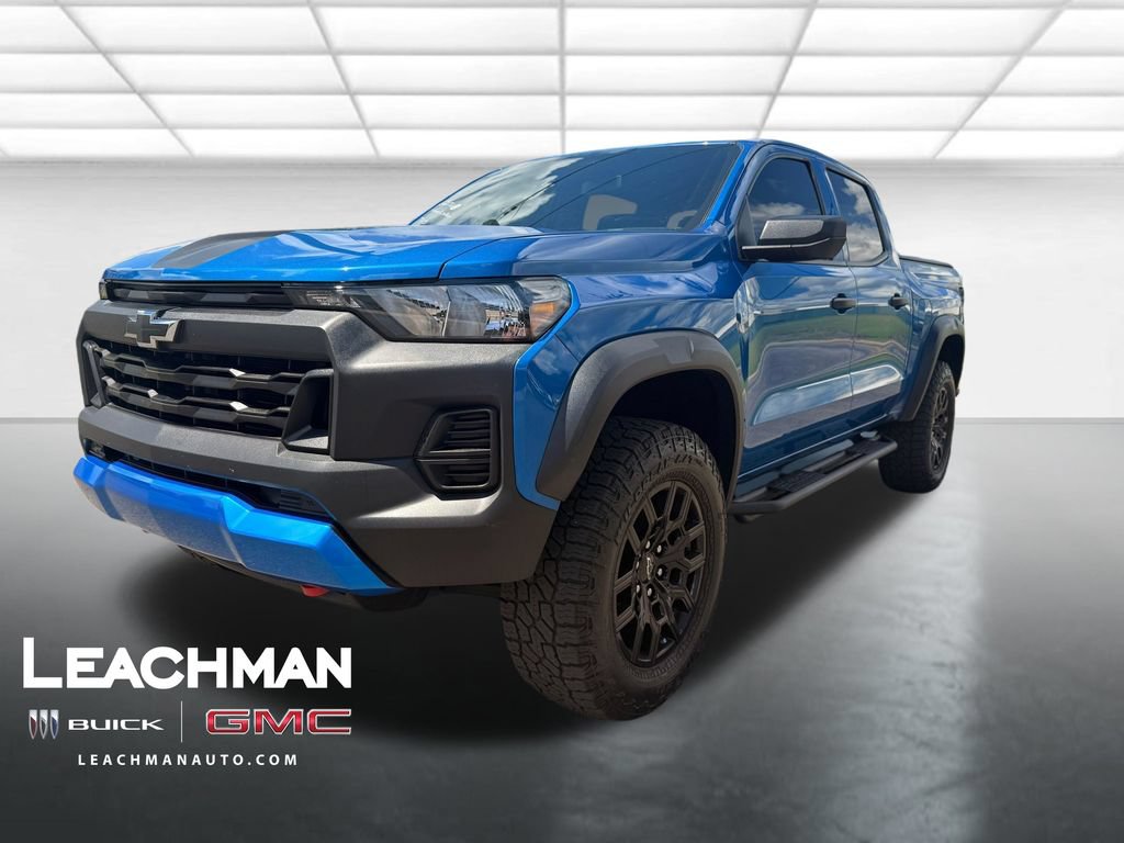 Certified 2023 Chevrolet Colorado Trail Boss w/ Advanced Trailering Package AWD/4WD image 9