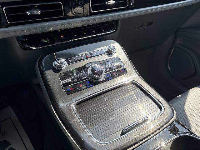 Certified 2023 Lincoln Nautilus Reserve AWD/4WD image 34