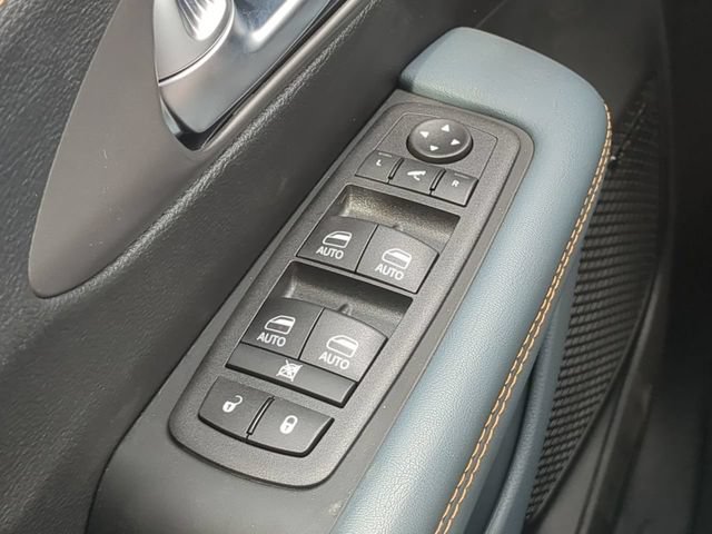 New 2027 Chrysler Pacifica Pinnacle w/ Theater Group AWD/4WD image 30