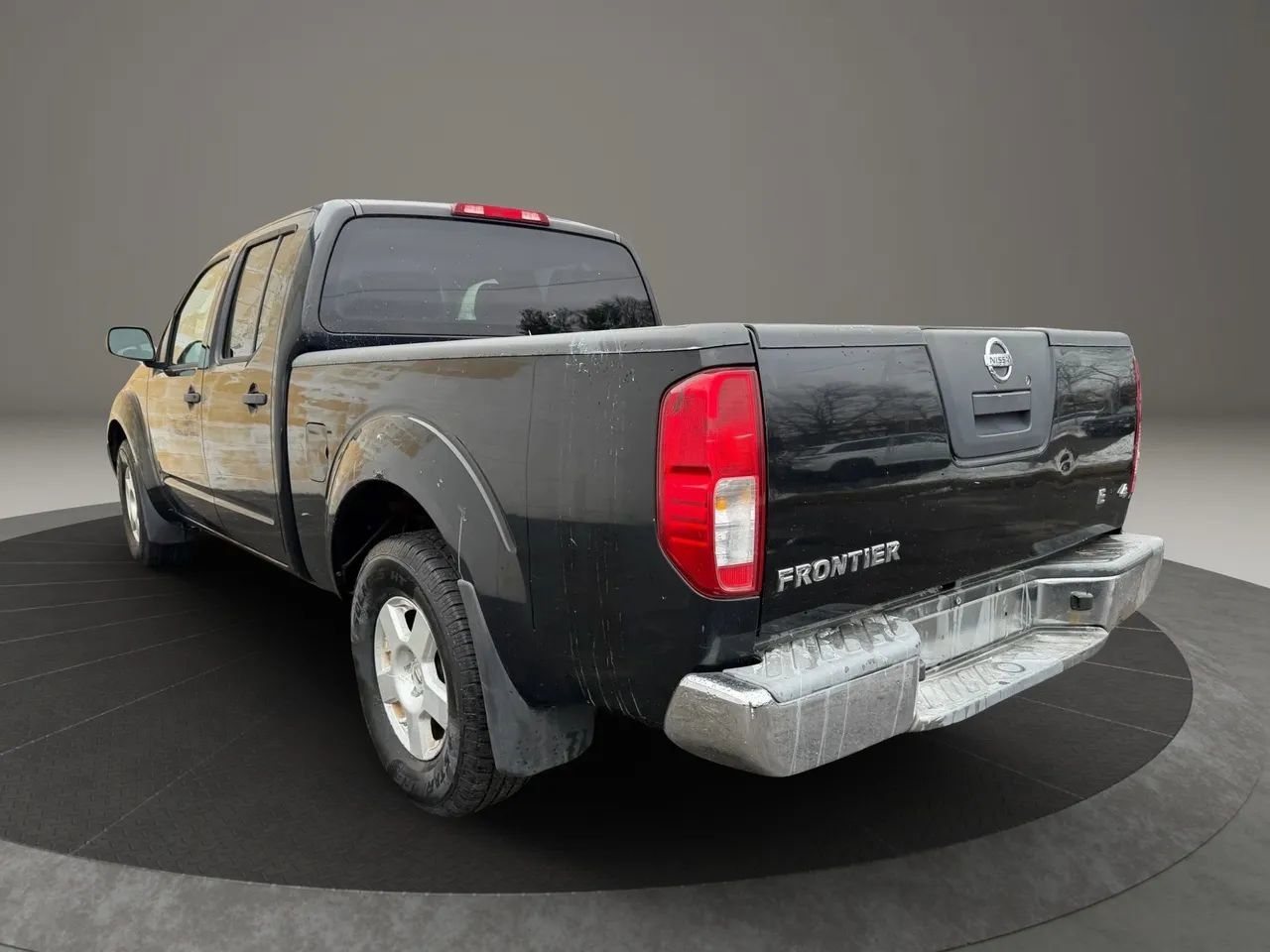 Used 2008 Nissan Frontier SE w/ SE Value Truck Pkg image 7