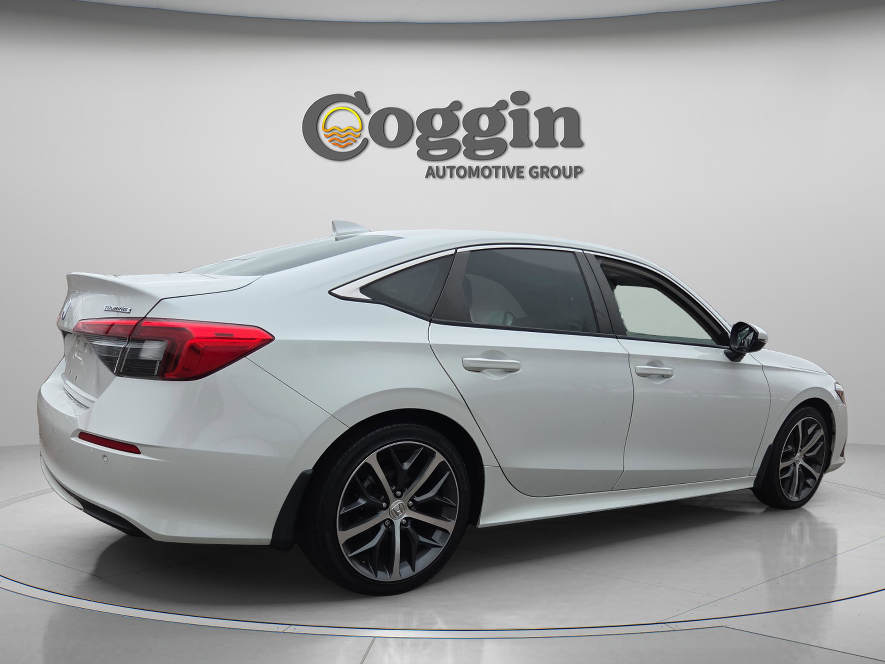 Used 2023 Honda Civic Touring image 6