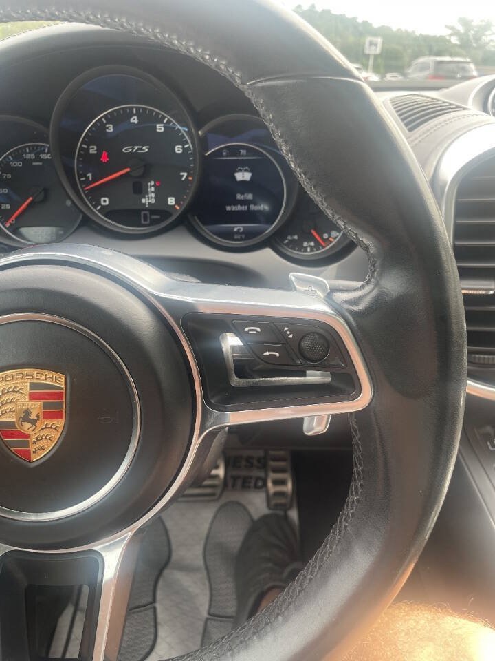 Used 2016 Porsche Cayenne GTS AWD/4WD image 23