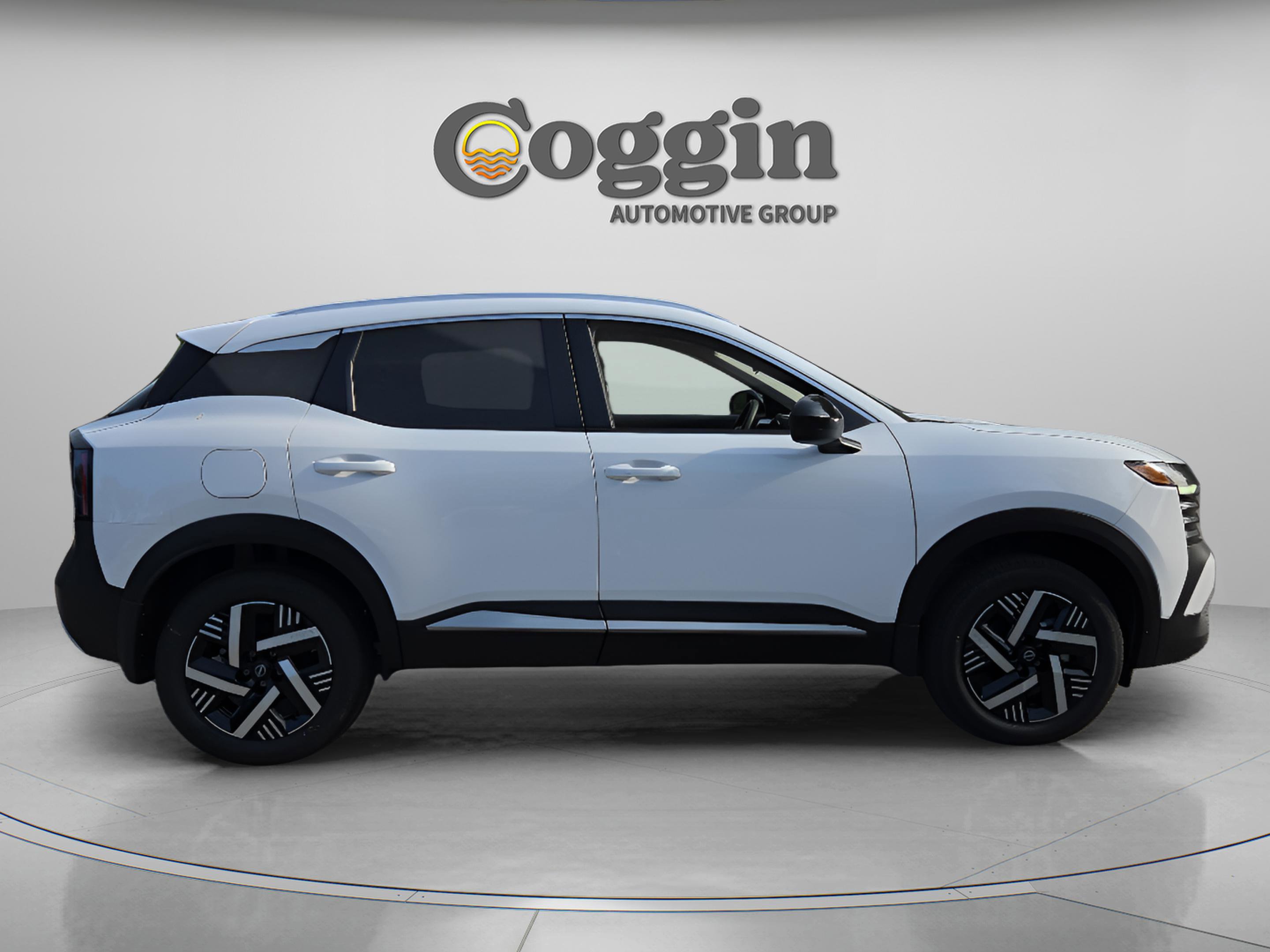 New 2026 Nissan Kicks SV FWD image 6