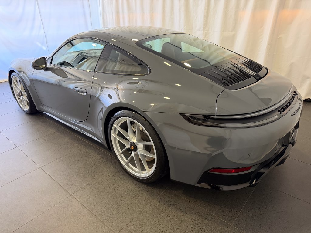 Certified 2026 Porsche 911 Carrera GTS RWD image 3