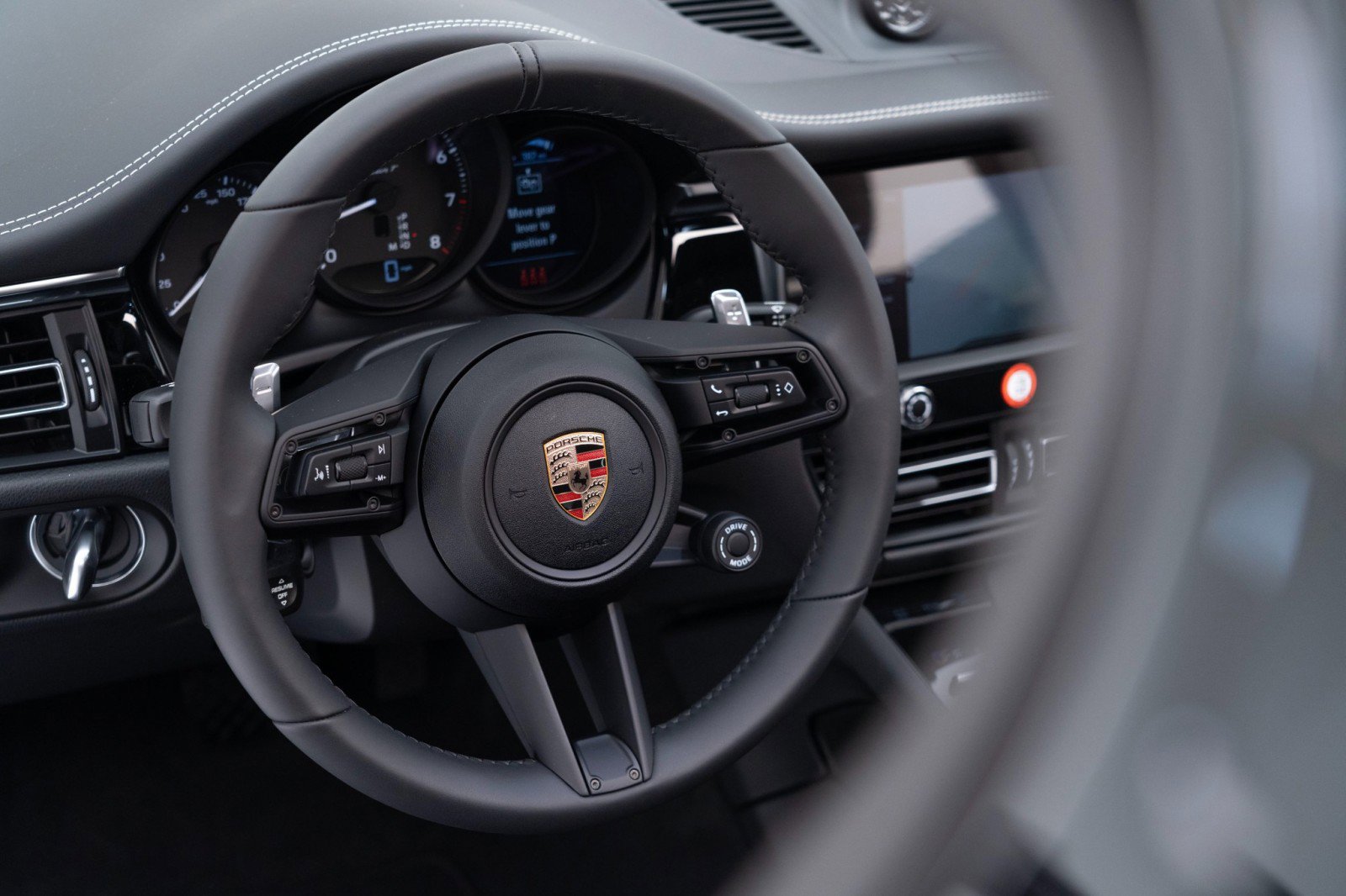 New 2025 Porsche Macan Turbo image 21