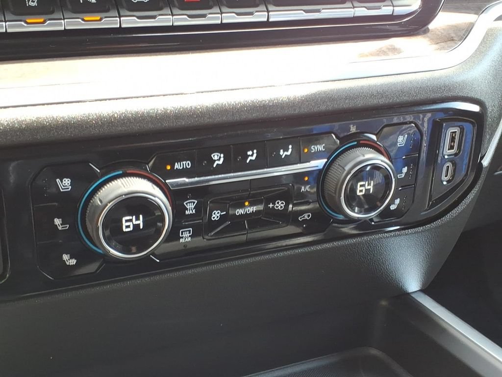 Used 2024 Chevrolet Silverado 2500 LTZ w/ LTZ Convenience Package AWD/4WD image 29