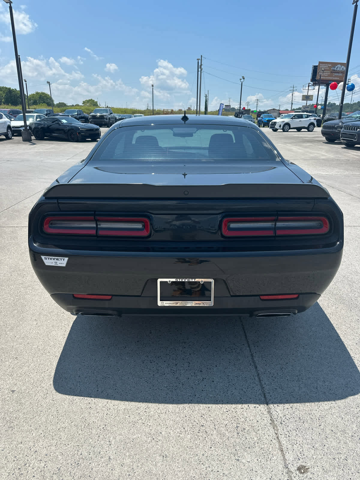 Used 2022 Dodge Challenger R/T w/ Performance Plus Package image 7