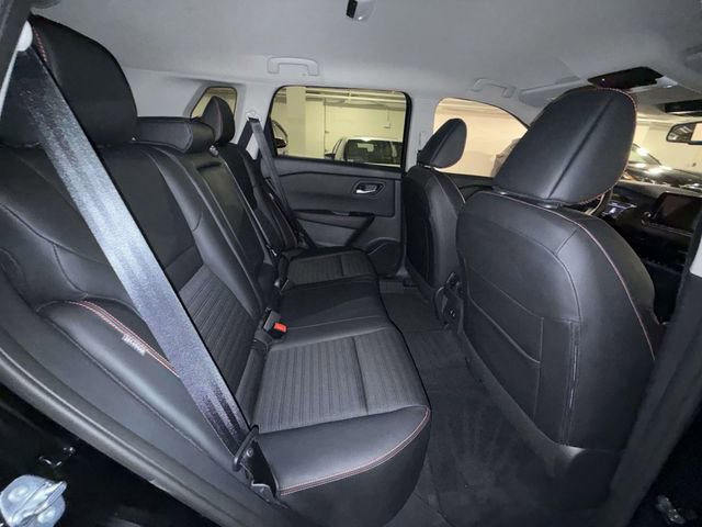 Used 2025 Nissan Rogue SV w/ Rock Creek Premium Package AWD/4WD image 16