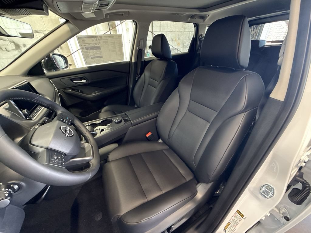 New 2026 Nissan Rogue Dark Armor AWD/4WD image 13