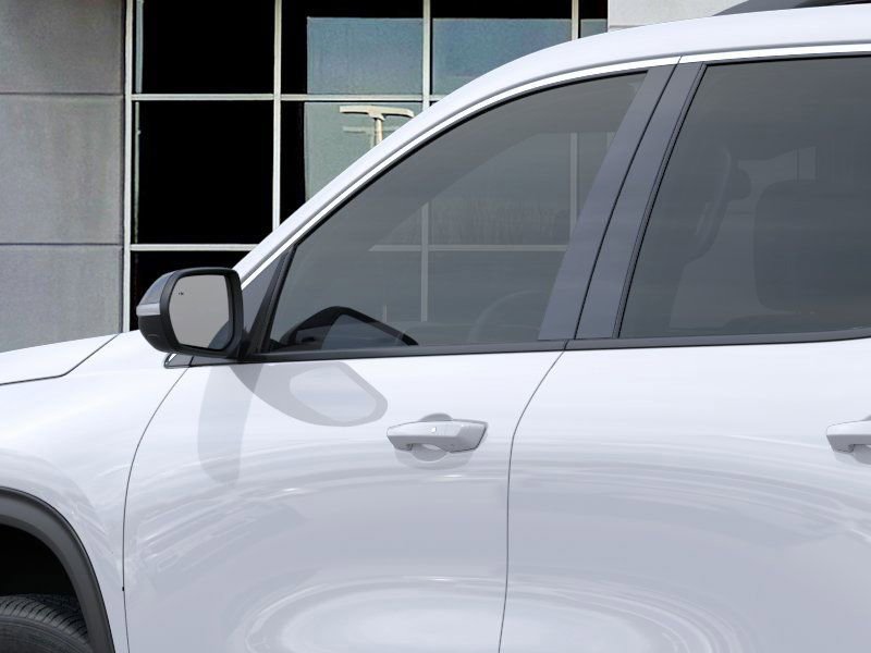 New 2025 Chevrolet Traverse LT w/ Driver Confidence Package image 13