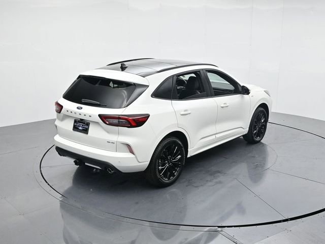 New 2025 Ford Escape ST-Line Elite w/ Premium Technology Package image 38