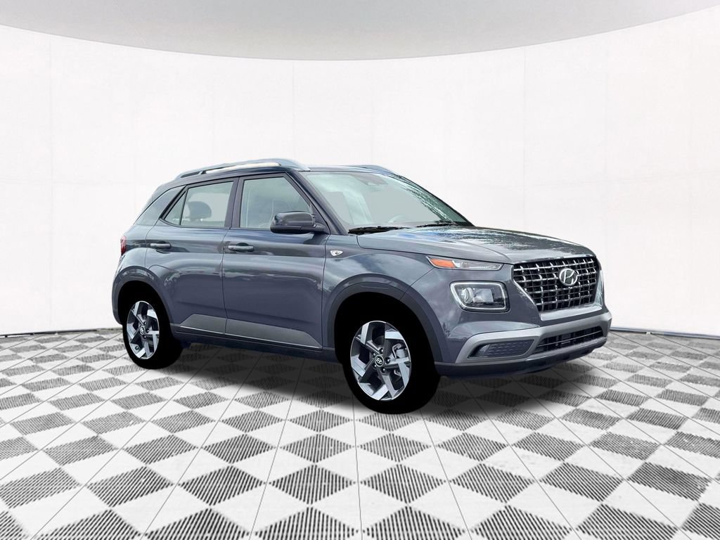 New 2026 Hyundai Venue SEL FWD image 16