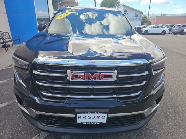 Used 2025 GMC Acadia Elevation AWD/4WD image 3